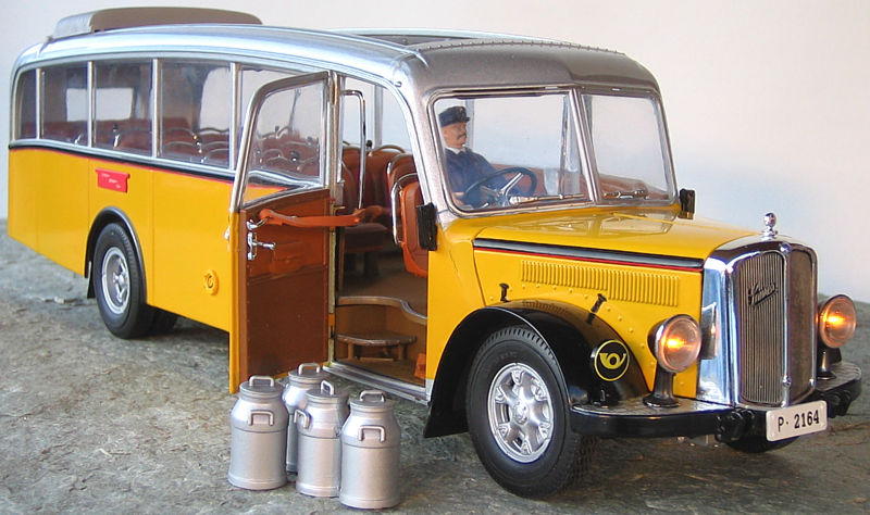 Postauto Saurer Alpenwagen III Baujahr 1951